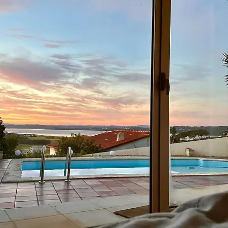 Casa Andorinha With Private Pool & Coastal Views Foz do Arelho