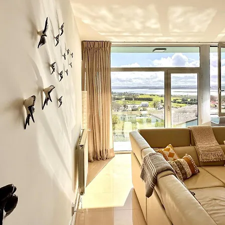 Casa Andorinha With Private Pool & Coastal Views