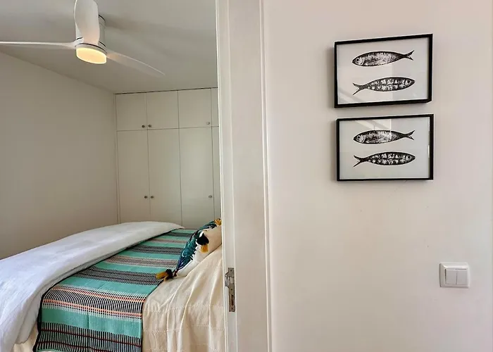 Villa Casa Andorinha With Private Pool & Coastal Views