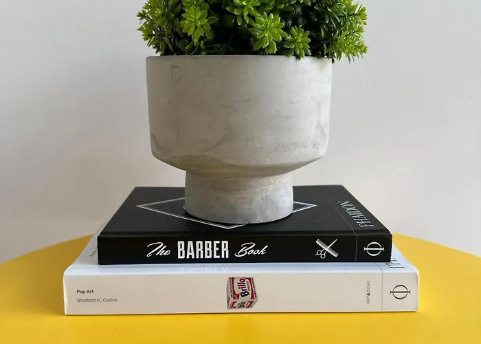 Villa Casa Andorinha With Private Pool & Coastal Views